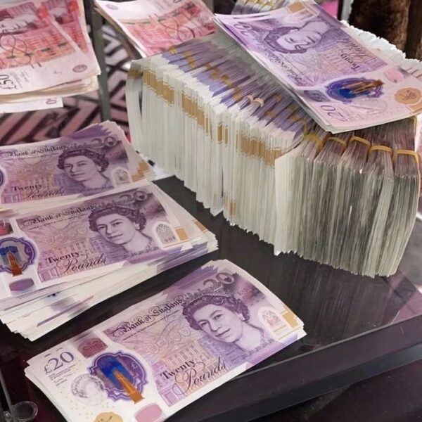 Counterfeit Pound Sterling GBP